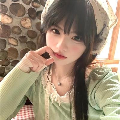 三条黑暗的街道